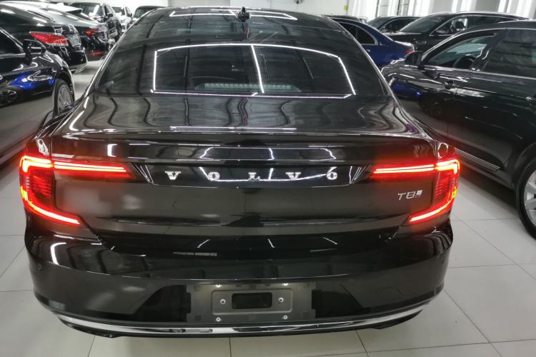 Used Volvo S90 New Energy 2024 Plug-in Hybrid Four-Wheel Drive Long-Range Zhiyi Luxury Edition Exterior 4