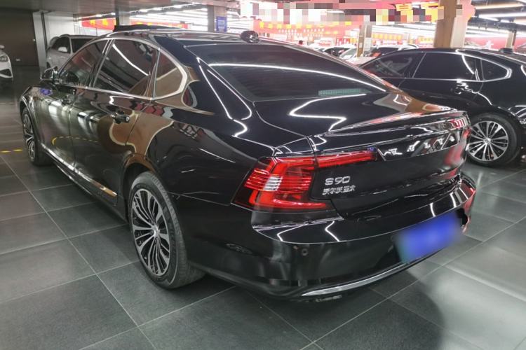 Used Volvo S90 New Energy 2024 Plug-in Hybrid Four-Wheel Drive Long-Range Zhiyi Luxury Edition Exterior 5