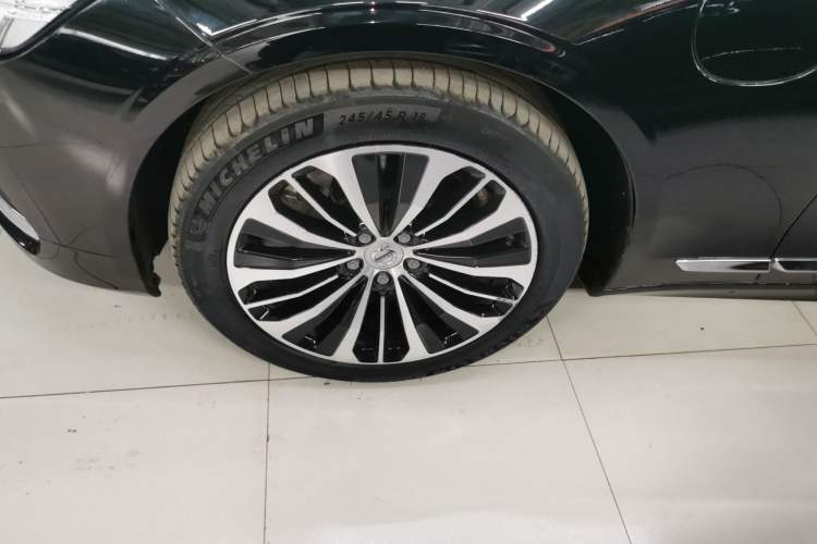 Used Volvo S90 New Energy 2024 Plug-in Hybrid Four-Wheel Drive Long-Range Zhiyi Luxury Edition Exterior 7