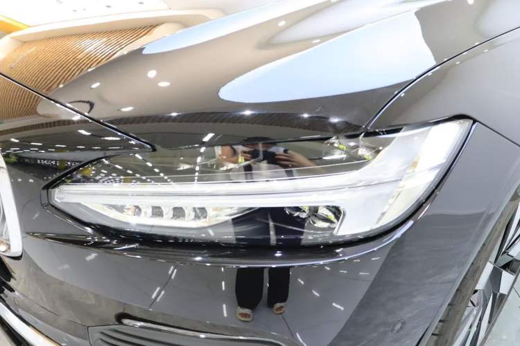 Used Volvo S90 New Energy 2024 Plug-in Hybrid Four-Wheel Drive Long-Range Luxury Smart Edition Exterior 7