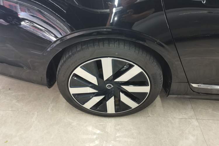 Used Volvo S90 New Energy 2024 Plug-in Hybrid Four-Wheel Drive Long-Range Luxury Smart Edition Exterior 8