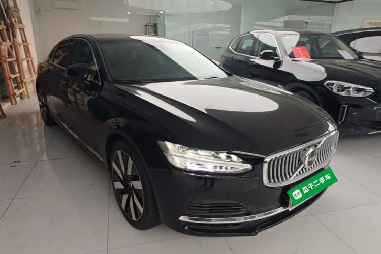 Used Volvo S90 New Energy 2024 Plug-in Hybrid Four-Wheel Drive Long-Range Luxury Smart Edition Front Right 45 Deg