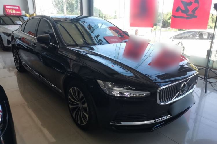Used Volvo S90 New Energy 2024 Plug-in Hybrid Four-Wheel Drive Long-Range Zhiyi Luxury Edition Front Right 45 Deg