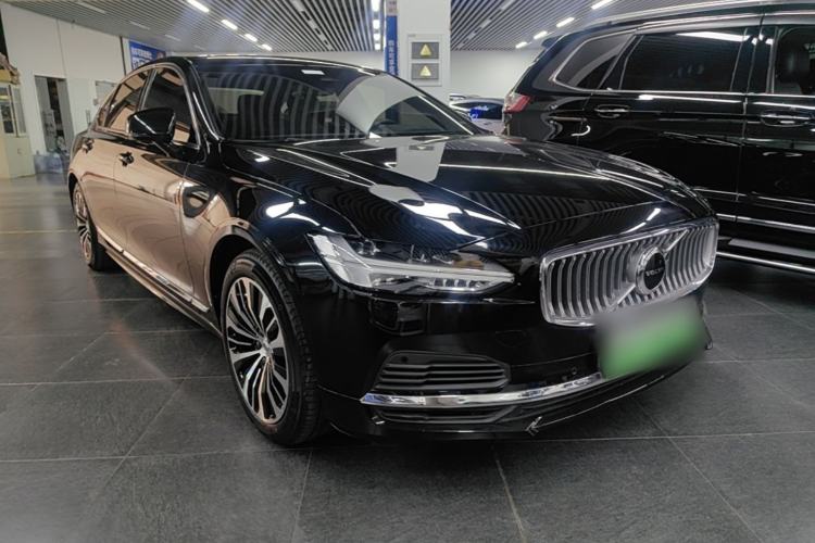 Used Volvo S90 New Energy 2024 Plug-in Hybrid Four-Wheel Drive Long-Range Zhiyi Luxury Edition Front Right 45 Deg