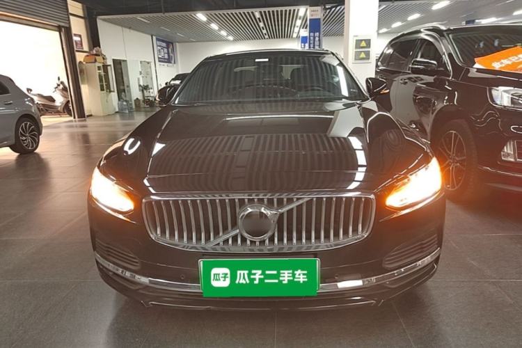 Used Volvo S90 New Energy 2024 Plug-in Hybrid Four-Wheel Drive Long-Range Zhiyi Luxury Edition Front