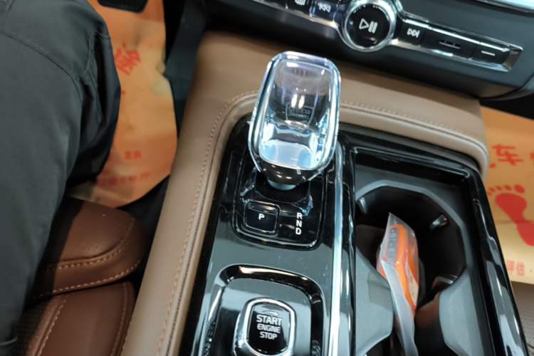 Used Volvo S90 New Energy 2024 Plug-in Hybrid Four-Wheel Drive Long-Range Luxury Smart Edition Gear Lever