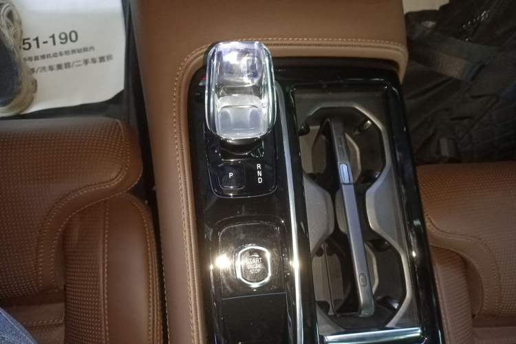 Used Volvo S90 New Energy 2024 Plug-in Hybrid Four-Wheel Drive Long-Range Luxury Smart Edition Gear Lever