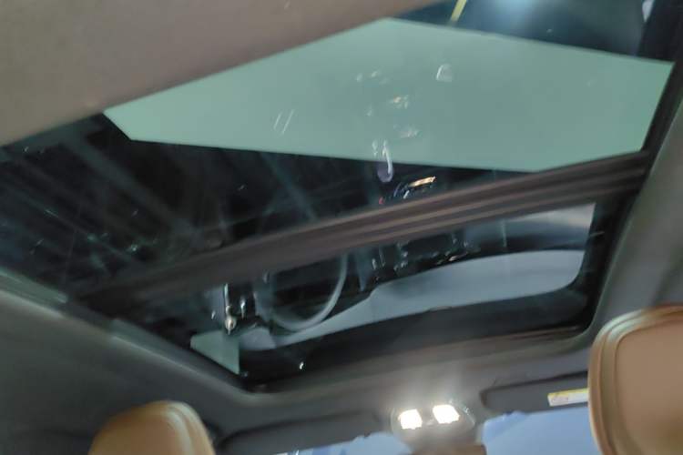 Used Volvo S90 New Energy 2024 Plug-in Hybrid Four-Wheel Drive Long-Range Luxury Smart Edition Headliner