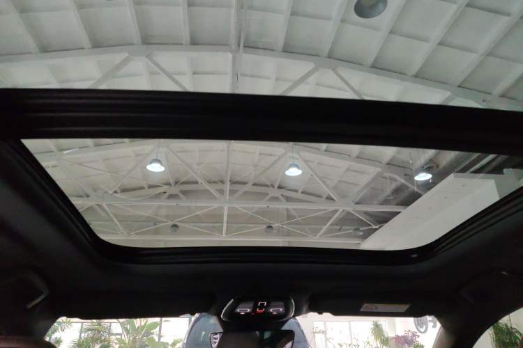 Used Volvo S90 New Energy 2024 Plug-in Hybrid Four-Wheel Drive Long-Range Zhiyi Luxury Edition Headliner
