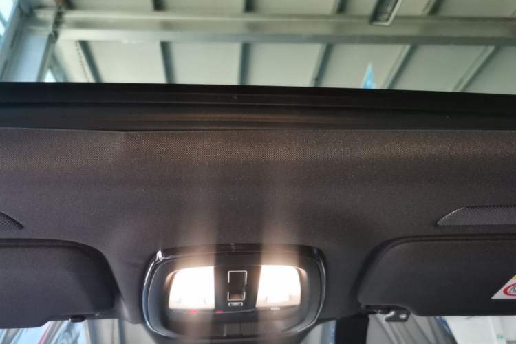 Used Volvo S90 New Energy 2024 Plug-in Hybrid Four-Wheel Drive Long-Range Zhiyi Luxury Edition Headliner