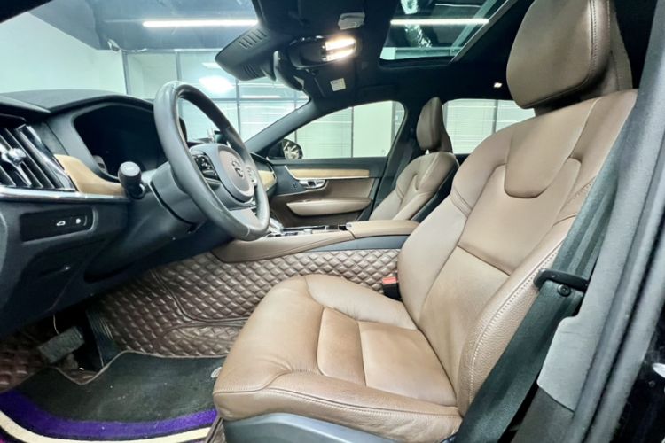 Used Volvo S90 New Energy 2024 Plug-in Hybrid Four-Wheel Drive Long-Range Zhiyi Luxury Edition Interior 3