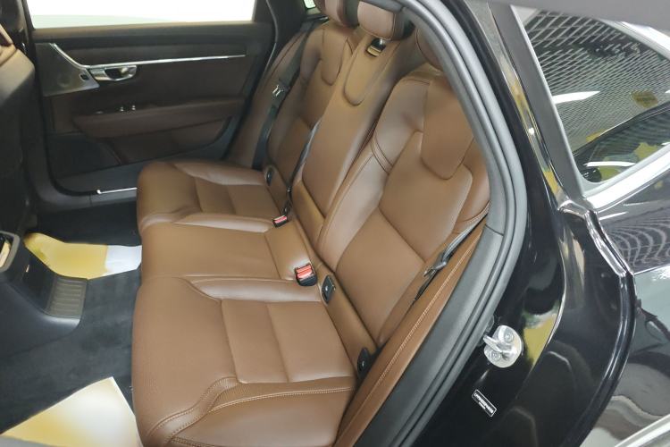 Used Volvo S90 New Energy 2024 Plug-in Hybrid Four-Wheel Drive Long-Range Luxury Smart Edition Interior 4