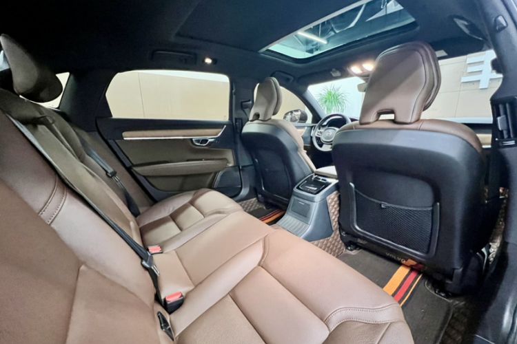 Used Volvo S90 New Energy 2024 Plug-in Hybrid Four-Wheel Drive Long-Range Zhiyi Luxury Edition Interior 5