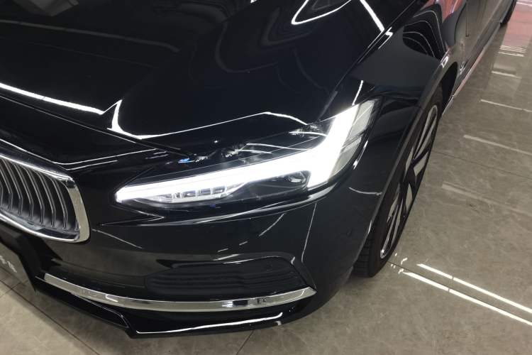 Used Volvo S90 New Energy 2024 Plug-in Hybrid Four-Wheel Drive Long-Range Luxury Smart Edition Left Front Headlight