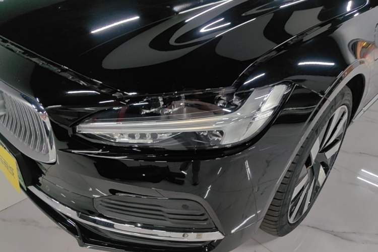 Used Volvo S90 New Energy 2024 Plug-in Hybrid Four-Wheel Drive Long-Range Luxury Smart Edition Left Front Headlight