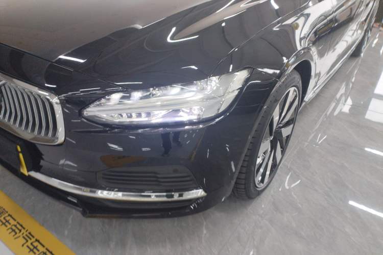 Used Volvo S90 New Energy 2024 Plug-in Hybrid Four-Wheel Drive Long-Range Luxury Smart Edition Left Front Headlight
