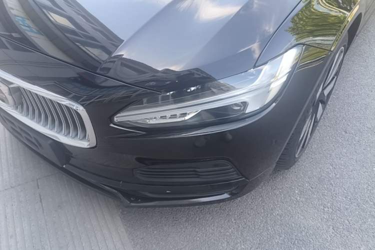 Used Volvo S90 New Energy 2024 Plug-in Hybrid Four-Wheel Drive Long-Range Luxury Smart Edition Left Front Headlight