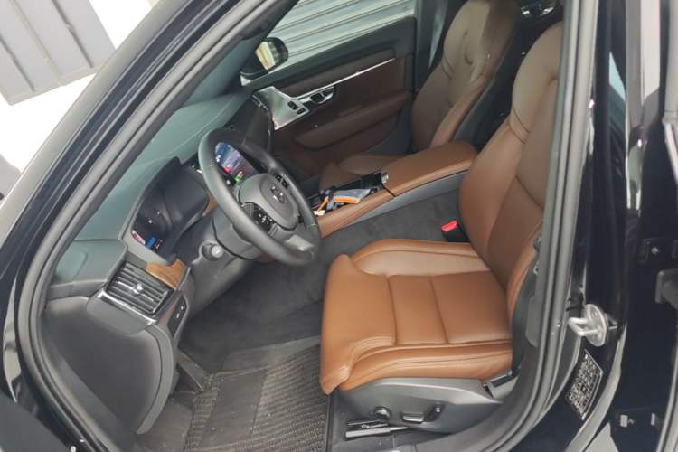 Used Volvo S90 New Energy 2024 Plug-in Hybrid Four-Wheel Drive Long-Range Luxury Smart Edition Left Front Seat