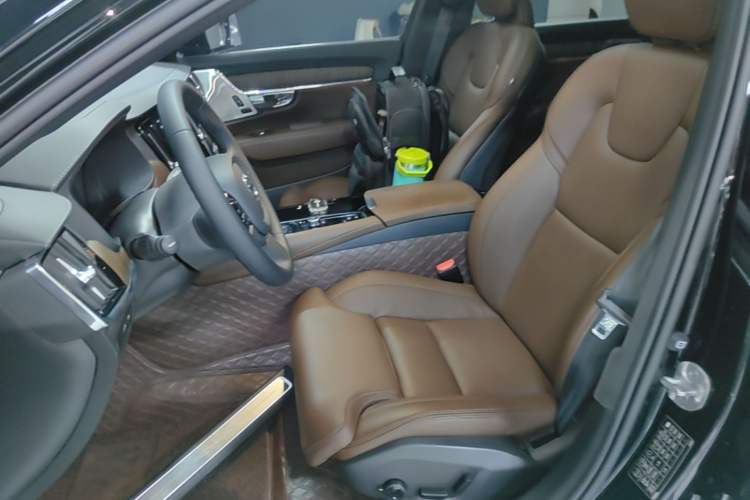 Used Volvo S90 New Energy 2024 Plug-in Hybrid Four-Wheel Drive Long-Range Luxury Smart Edition Left Front Seat
