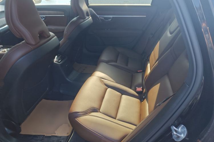 Used Volvo S90 New Energy 2024 Plug-in Hybrid Four-Wheel Drive Long-Range Luxury Smart Edition Left Rear Seat