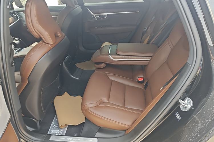 Used Volvo S90 New Energy 2024 Plug-in Hybrid Four-Wheel Drive Long-Range Luxury Smart Edition Left Rear Seat