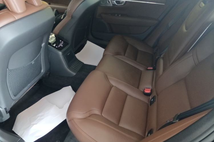 Used Volvo S90 New Energy 2024 Plug-in Hybrid Four-Wheel Drive Long-Range Luxury Smart Edition Left Rear Seat