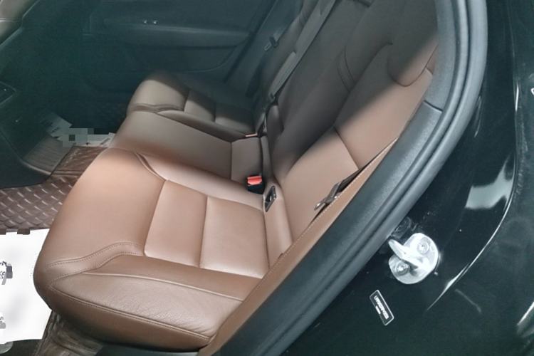 Used Volvo S90 New Energy 2024 Plug-in Hybrid Four-Wheel Drive Long-Range Zhiyi Luxury Edition Left Rear Seat
