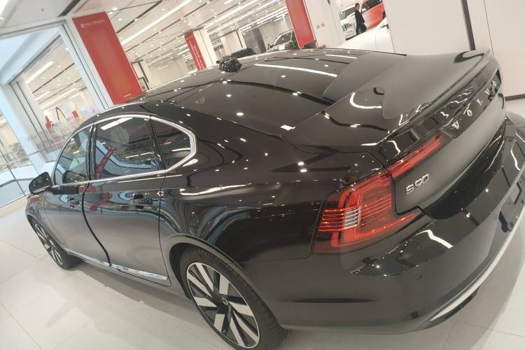 Used Volvo S90 New Energy 2024 Plug-in Hybrid Four-Wheel Drive Long-Range Luxury Smart Edition Left Side