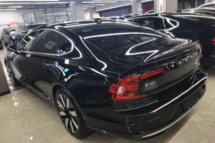 Used Volvo S90 New Energy 2024 Plug-in Hybrid Four-Wheel Drive Long-Range Luxury Smart Edition Left Side