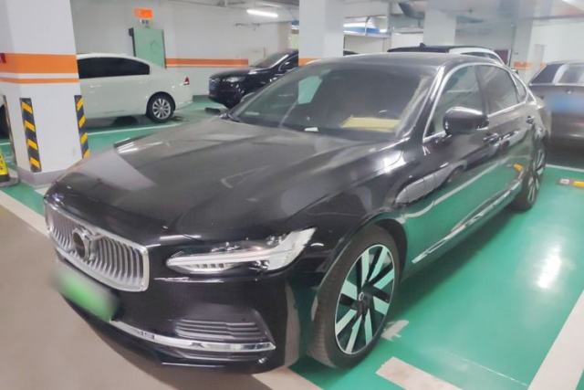 Ojetý Volvo S90 New Energy 2024 Plug-in Hybrid Four-Wheel Drive Long-Range Luxury Smart Edition