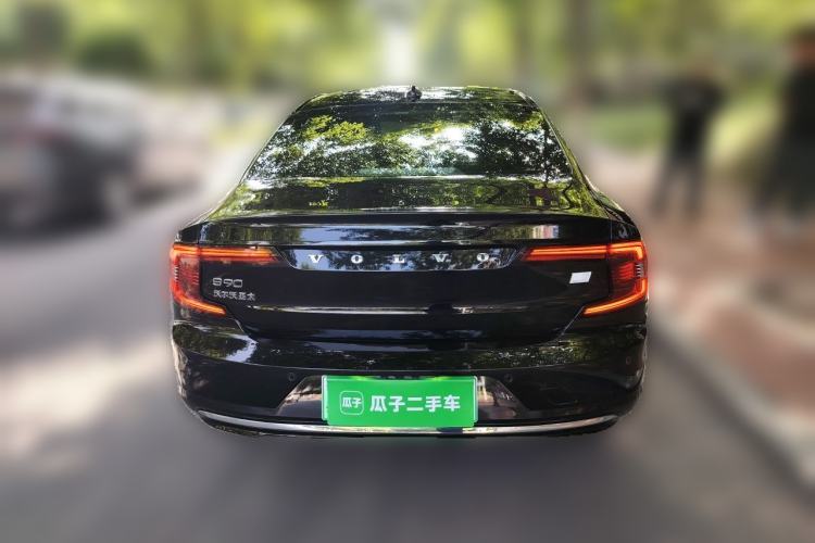Used Volvo S90 New Energy 2024 Plug-in Hybrid Four-Wheel Drive Long-Range Zhiyi Luxury Edition Rear
