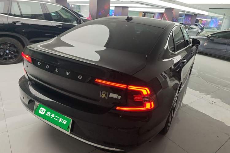 Used Volvo S90 New Energy 2024 Plug-in Hybrid Four-Wheel Drive Long-Range Luxury Smart Edition Rear Right 45 Deg