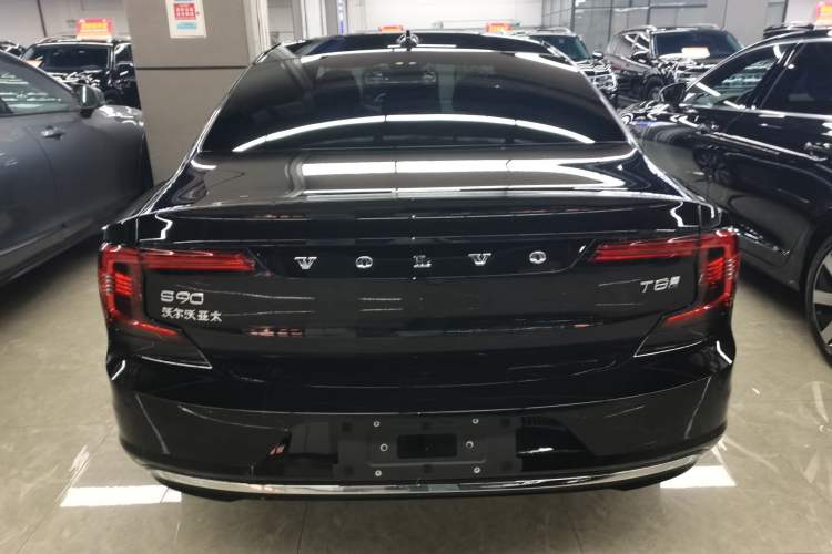 Used Volvo S90 New Energy 2024 Plug-in Hybrid Four-Wheel Drive Long-Range Luxury Smart Edition Rear
