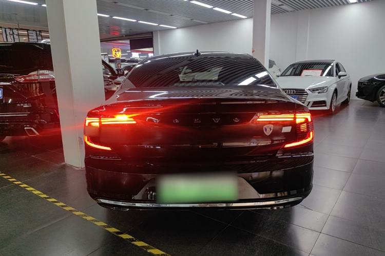 Used Volvo S90 New Energy 2024 Plug-in Hybrid Four-Wheel Drive Long-Range Zhiyi Luxury Edition Rear