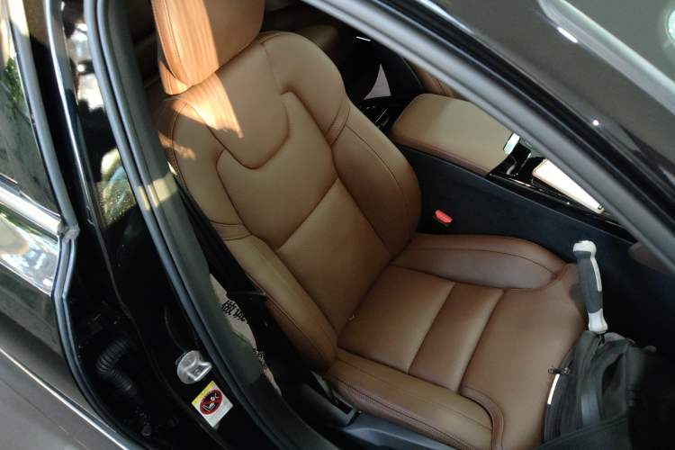 Used Volvo S90 New Energy 2024 Plug-in Hybrid Four-Wheel Drive Long-Range Luxury Smart Edition Right Front Seat