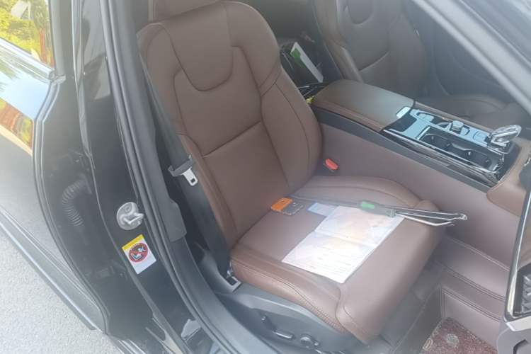 Used Volvo S90 New Energy 2024 Plug-in Hybrid Four-Wheel Drive Long-Range Luxury Smart Edition Right Front Seat