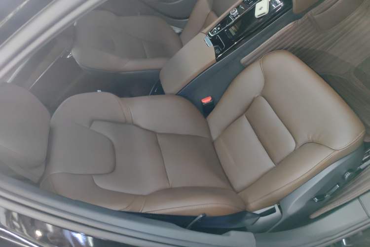 Used Volvo S90 New Energy 2024 Plug-in Hybrid Four-Wheel Drive Long-Range Zhiyi Luxury Edition Right Front Seat