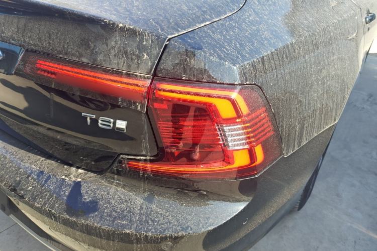 Used Volvo S90 New Energy 2024 Plug-in Hybrid Four-Wheel Drive Long-Range Luxury Smart Edition Right Rear Taillight