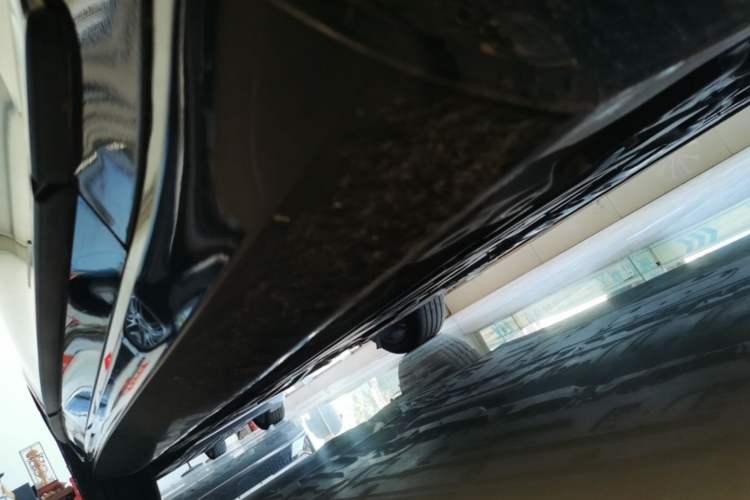 Used Volvo S90 New Energy 2024 Plug-in Hybrid Four-Wheel Drive Long-Range Zhiyi Luxury Edition Right Side Sill