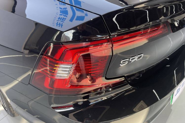 Used Volvo S90 New Energy 2024 Plug-in Hybrid Four-Wheel Drive Long-Range Luxury Smart Edition Roof