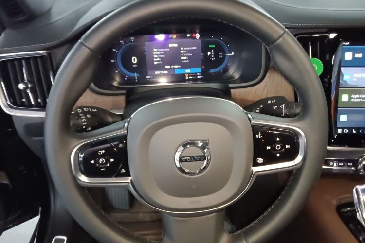 Used Volvo S90 New Energy 2024 Plug-in Hybrid Four-Wheel Drive Long-Range Luxury Smart Edition Steering Wheel