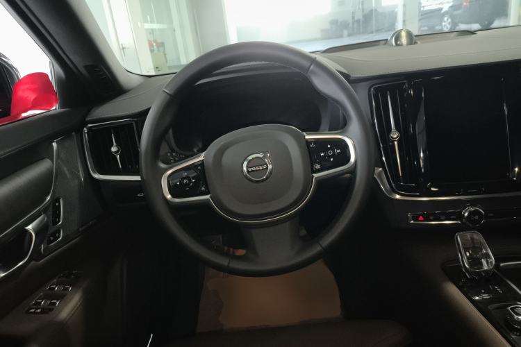 Used Volvo S90 New Energy 2024 Plug-in Hybrid Four-Wheel Drive Long-Range Luxury Smart Edition Steering Wheel