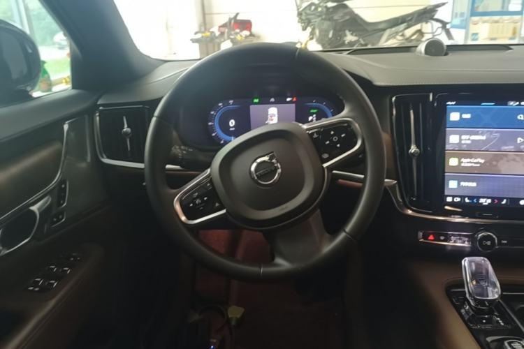 Used Volvo S90 New Energy 2024 Plug-in Hybrid Four-Wheel Drive Long-Range Luxury Smart Edition Steering Wheel
