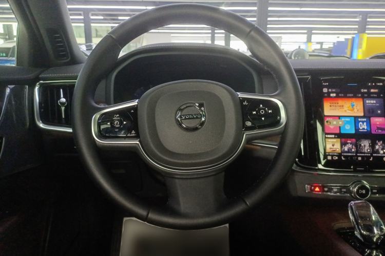 Used Volvo S90 New Energy 2024 Plug-in Hybrid Four-Wheel Drive Long-Range Luxury Smart Edition Steering Wheel