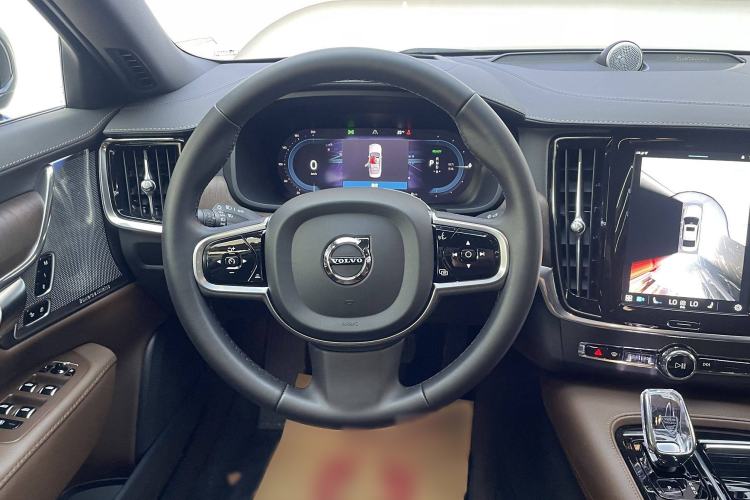Used Volvo S90 New Energy 2024 Plug-in Hybrid Four-Wheel Drive Long-Range Luxury Smart Edition Steering Wheel
