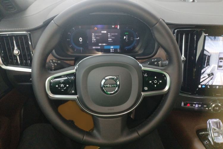 Used Volvo S90 New Energy 2024 Plug-in Hybrid Four-Wheel Drive Long-Range Luxury Smart Edition Steering Wheel