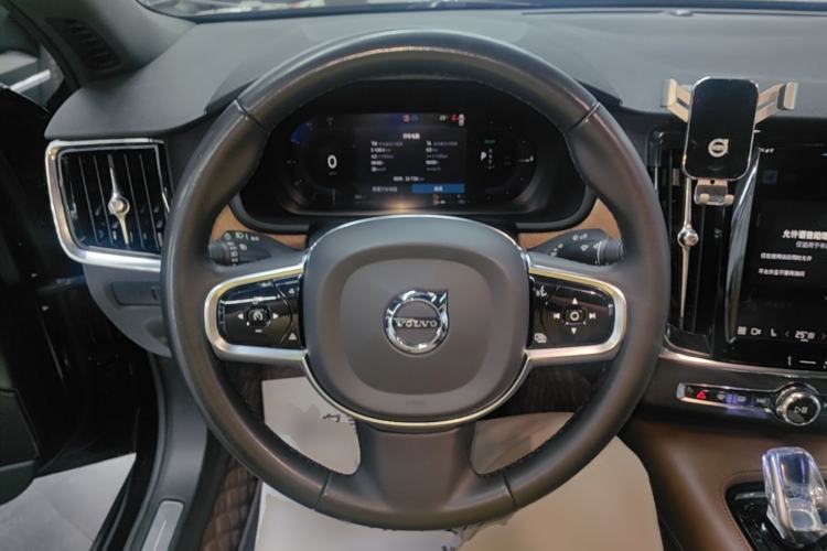 Used Volvo S90 New Energy 2024 Plug-in Hybrid Four-Wheel Drive Long-Range Zhiyi Luxury Edition Steering Wheel