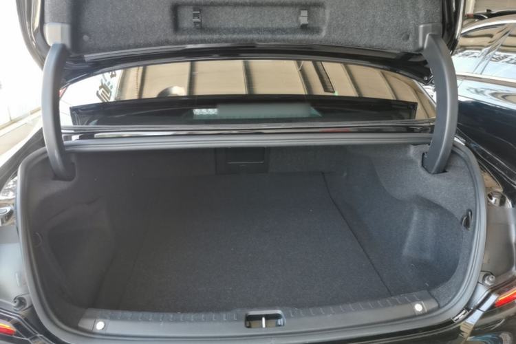 Used Volvo S90 New Energy 2024 Plug-in Hybrid Four-Wheel Drive Long-Range Zhiyi Luxury Edition Trunk