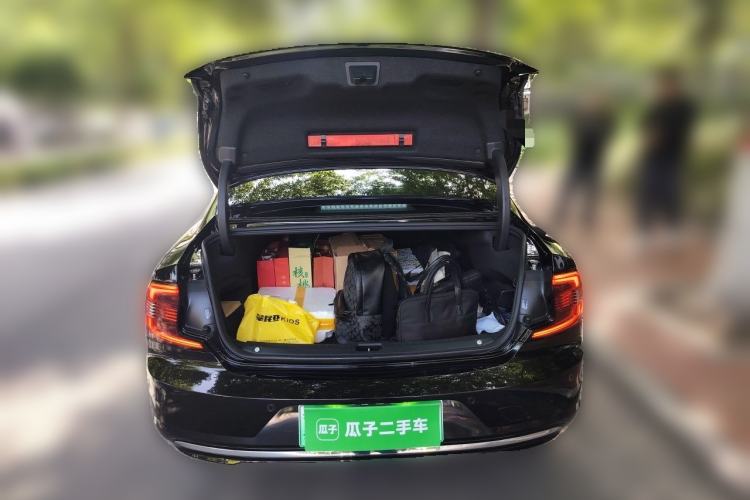 Used Volvo S90 New Energy 2024 Plug-in Hybrid Four-Wheel Drive Long-Range Zhiyi Luxury Edition Trunk