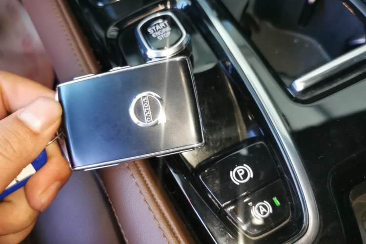 Used Volvo S90 New Energy 2024 Plug-in Hybrid Four-Wheel Drive Long-Range Zhiyi Luxury Edition Vehicle Key